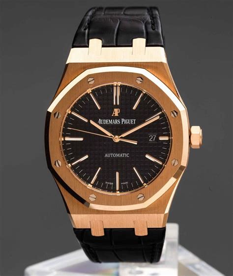 cinturino in pelle su audemars piguet royal oak|Audemars Piguet Royal Oak .